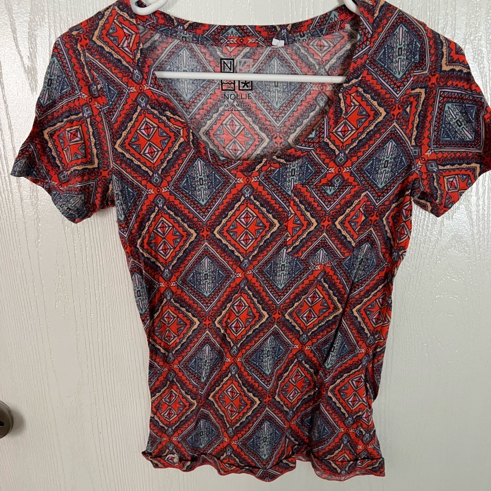 nollie scoop neck tee